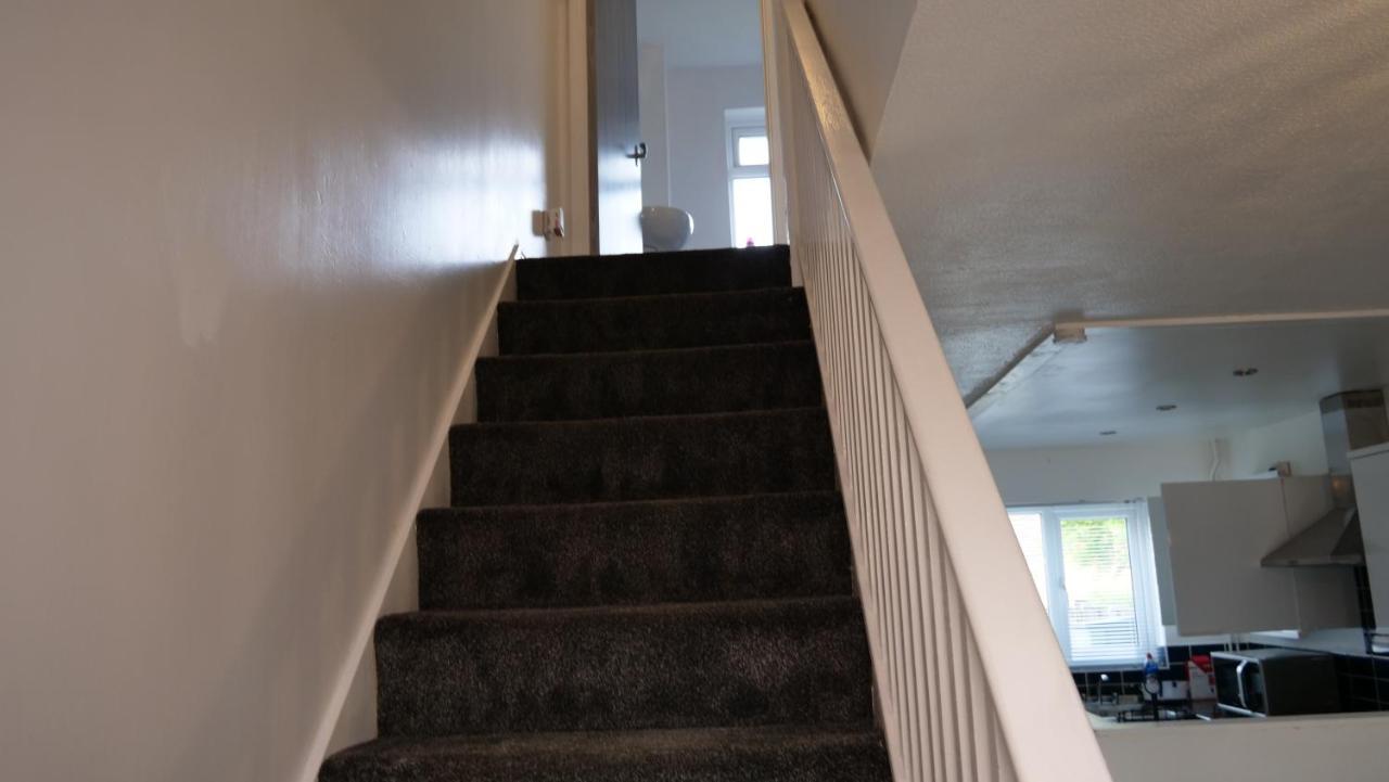 Milton Keynes Luxury Short Stay House With Wifi And Free Parking Wolverton  Zewnętrze zdjęcie